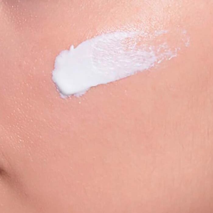 CremeHydratanteApplicationVisage3.jpg CremeHydratanteApplicationVisage3.jpg