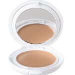 Avène couvrance – crème de teint compacte – fini naturel spf 30 n°2.0