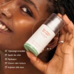 HARUHARU WONDER - Centella 4% TXA Dark Spot Go Away Serum - 30ml – Image 2