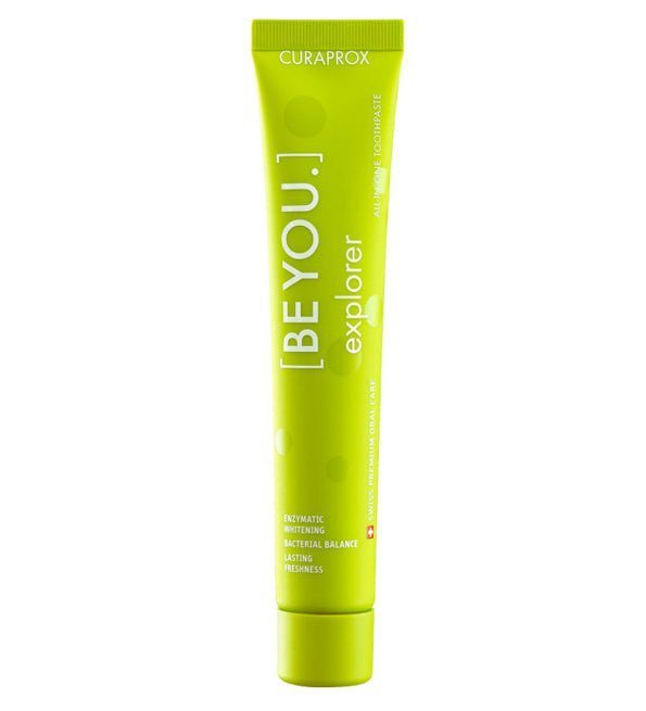 7612412424669_a5c4cc3e-bd04-4147-89b0-dd94b7b263fe.jpg Curaprox – Be You Explorer Dentifrice Pomme-Aloe Vera – 90 ml – Image 1