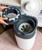 TOMMEE TIPPEE POUBELLE À COUCHES ANTI-ODEUR TWIST & CLICK- BLANC – Image 5