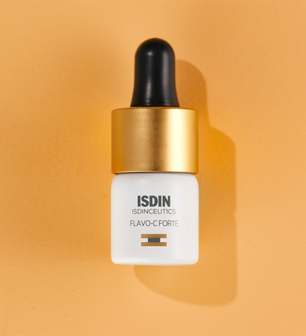 flavo.png ISDINCEUTICS Flavo-c Forts Serum 15% 1 Flacon – Image 1