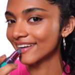 Essence Aqua Jelly Colour Changing Lipstick – Image 3