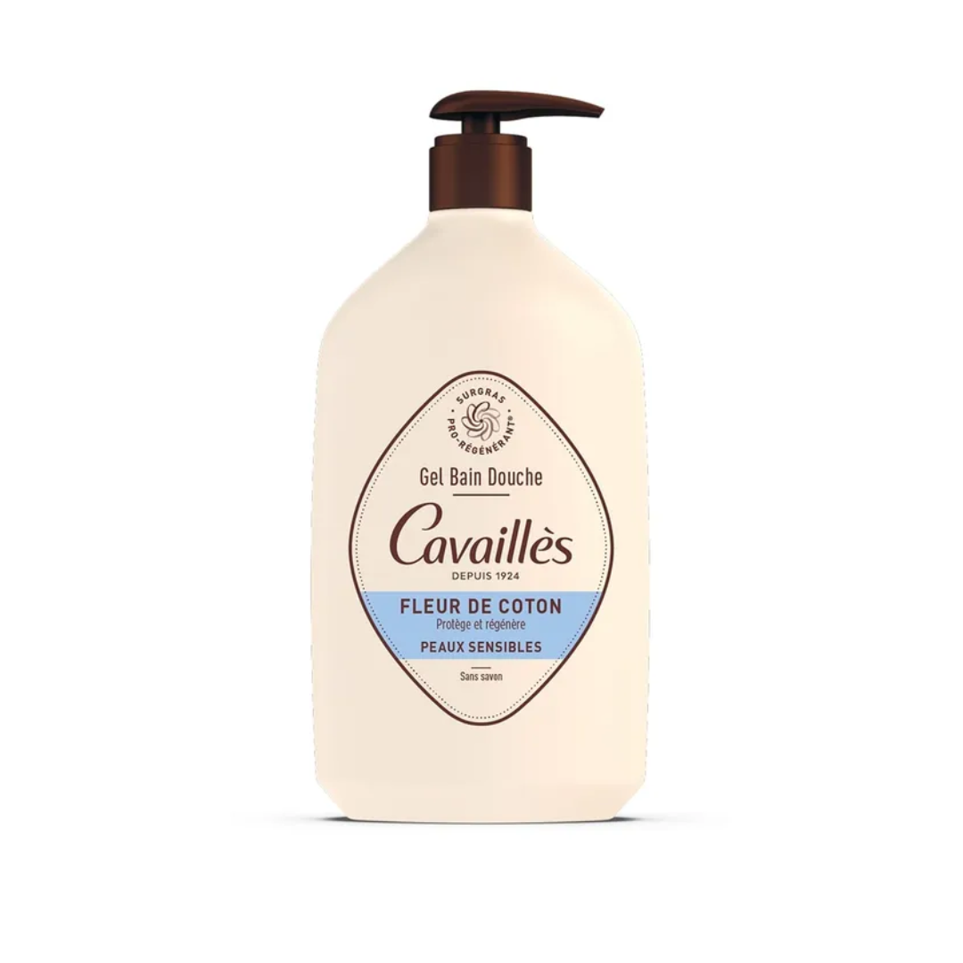 ROGE-CAVAILLES-GEL-BAIN-DOUCHE-SURGRAS-ACTIF-FLEUR-DE-COTON-1L.png ROGE CAVAILLES GEL BAIN DOUCHE SURGRAS ACTIF FLEUR DE COTON 1L – Image 1